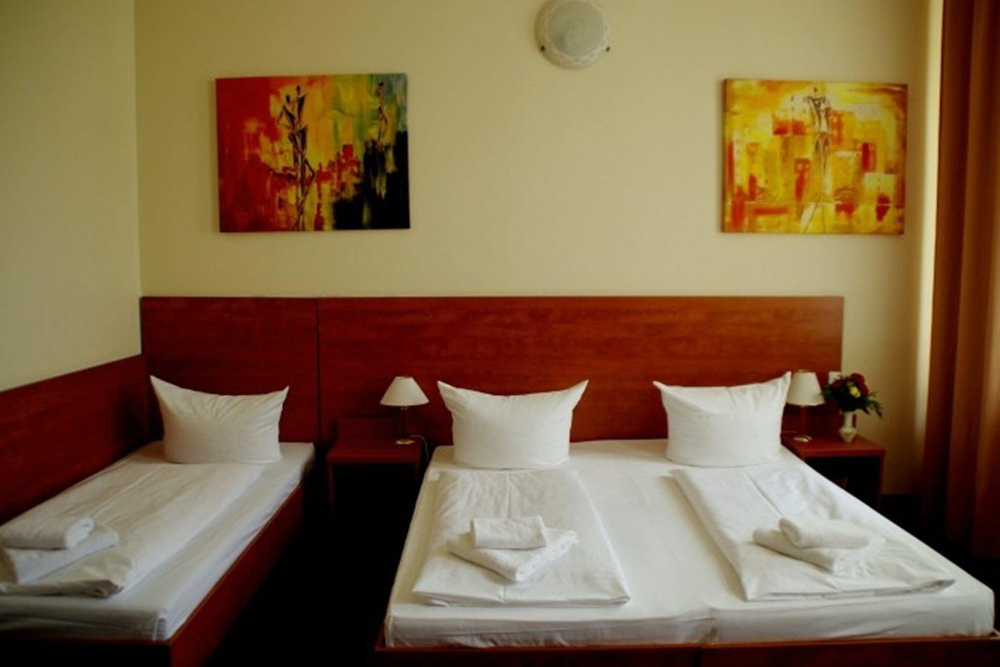 City Hotel Am Kurfuerstendamm Berlin Exterior photo