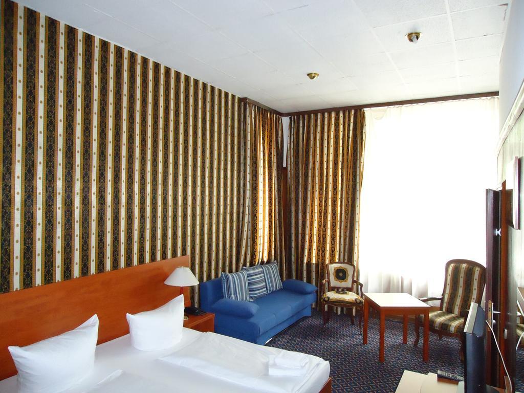 City Hotel Am Kurfuerstendamm Berlin Exterior photo