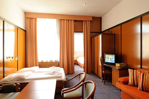 City Hotel Am Kurfuerstendamm Berlin Room photo